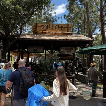 Grizzly River Run - Amusement Parks Near Me - Anaheim, California Grizzly River Run - Amusement Parks Near Me - Anaheim, California