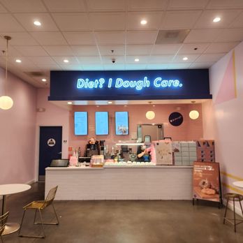 Dot & Dough - Interior - Desserts Near Me - Eastvale, California Dot & Dough - Interior - Desserts Near Me - Eastvale, California