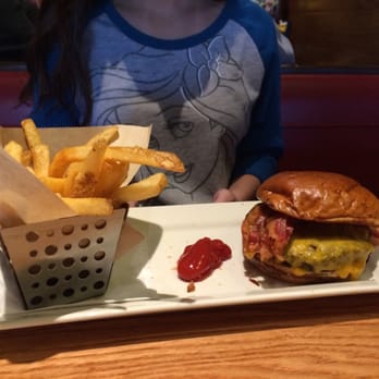 Chili's - Burger & Fries - Tex-Mex Near Me - Chico, California