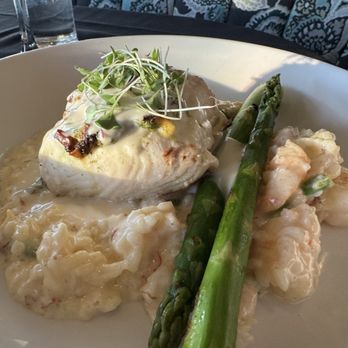 SeaVenture Restaurant - Halibut - New American Near Me - Pismo Beach, California SeaVenture Restaurant - Halibut - New American Near Me - Pismo Beach, California