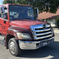 Bee Towing - Tow guy who is aggressive and dishonest, B&A Towing via Bee Towing service