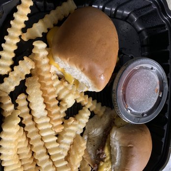 Drake's Keystone - Kids Mini Cheeseburgers & Fries - Sushi Bars Near Me - Indianapolis, Indiana