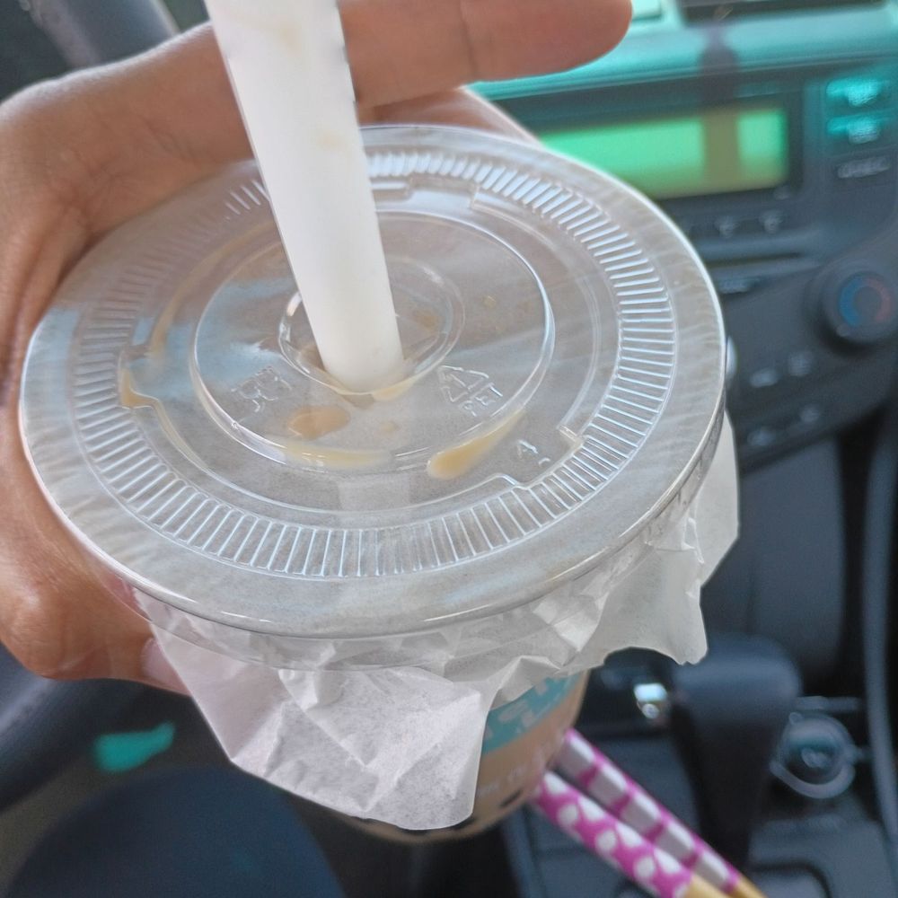 SunTea - Cheap parchment paper like. Not suitable for a boba person on the go. You will get issues trying to put the straw through. - Bubble Tea Near Me - Montebello, California SunTea - Cheap parchment paper like. Not suitable for a boba person on the go. You will get issues trying to put the straw through. - Bubble Tea Near Me - Montebello, California