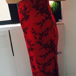 年華時裝 - The silk  xipao (cheongsam) tailored by a true sifu fits perfectly. Thank you so much. Love it.