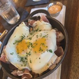 Broken Egg Broken Egg