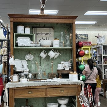 Buc-ee's - Gas Stations Near Me - Daytona Beach, Florida