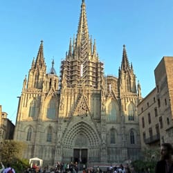 BarcelonaCarTours - BarcelonaCarTours - Barcelona High Lights 4hours