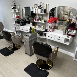 La More Beauty Lounge