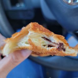 Le Rendez-Vous French Bakery - Chocolate croissant