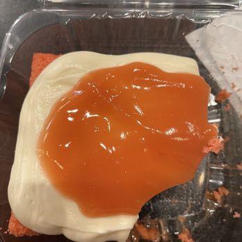 Pineapple Grill  - Guava cake - best thing ever - Hawaiian Near Me - Hurst, Texas
