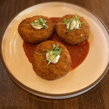 Dahlia Tapas Tequila & Wine - Tapas Bars Near Me - Phoenix, Arizona Dahlia Tapas Tequila & Wine - Tapas Bars Near Me - Phoenix, Arizona