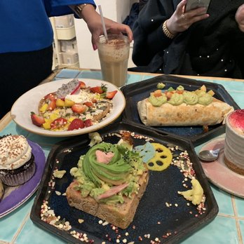 Brunch & Cake - Desserts Near Me - Barcelona, B Brunch & Cake - Desserts Near Me - Barcelona, B