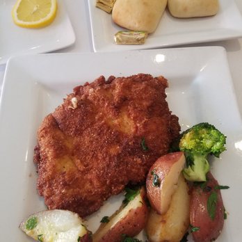 Kreso's Restaurant - Cordon Bleu with Broccoli and Red Potatoes - New American Near Me - Bardstown, Kentucky