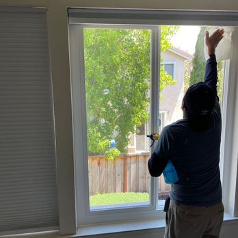 Sivan Windows & Doors - San Jose - After, for the back of the house. For this window, the installers needed to remove the blinds and reposition the mounting brackets. - Windows Installation Near Me - San Jose, California Sivan Windows & Doors - San Jose - After, for the back of the house. For this window, the installers needed to remove the blinds and reposition the mounting brackets. - Windows Installation Near Me - San Jose, California