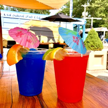 Old School Pub - Blue Raspberry & Watermelon Lemonade Slushy. - Pubs Near Me - Hewitt, New Jersey