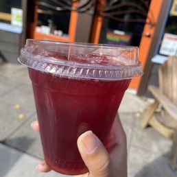 Blueberry hibiscus ice tea Blueberry hibiscus ice tea