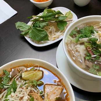 PHO NON LA - bun bo hue, pho dac biet - Vietnamese Near Me - Toronto, Ontario PHO NON LA - bun bo hue, pho dac biet - Vietnamese Near Me - Toronto, Ontario