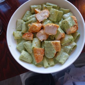 Fuzi Pasta Co - Rigatoni w/creamy pesto + chicken - Pasta Shops Near Me - Fresh Meadows, New York