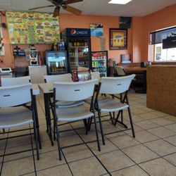 La Patrona Restaurant & Cafe