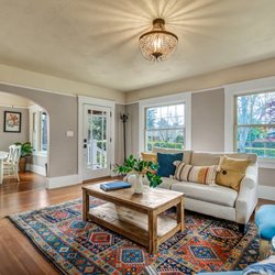 Giselle Lampe - Coldwell Banker Brokers Of The Valley