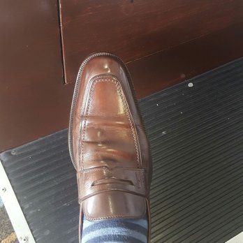 Jose Luis Shoe Shine - Shoe Shine Near Me - Newport Beach, California