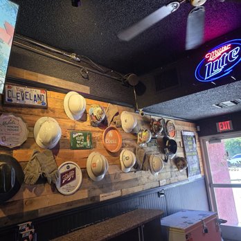 Hard Hat Lounge - Dive Bars Near Me - Las Vegas, Nevada Hard Hat Lounge - Dive Bars Near Me - Las Vegas, Nevada