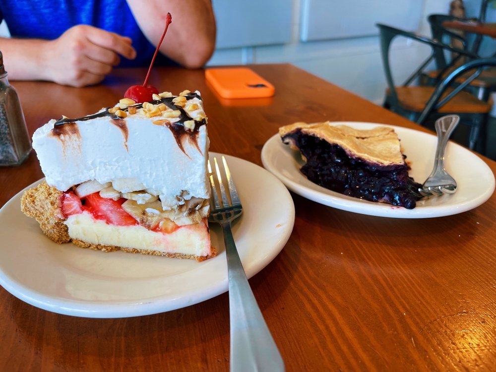 HELEN’S RESTAURANT 219 Photos & 217 Reviews 111 Main St, Machias