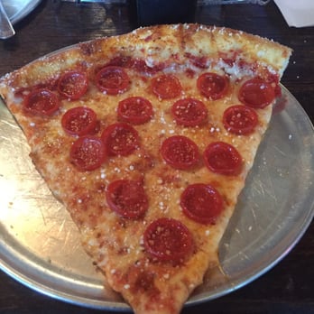 Pizza Joint Evans - Soooo much oil/grease on the pizza - Pizza Near Me - Evans, Georgia Pizza Joint Evans - Soooo much oil/grease on the pizza - Pizza Near Me - Evans, Georgia