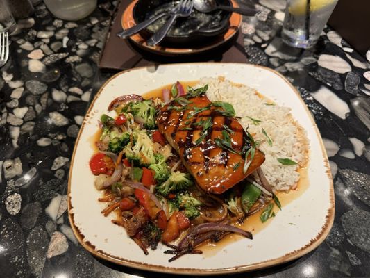 Lazy Dog Restaurant & Bar by null