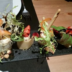 Entreplats - Canelon de queso de cabra.... Buenisimo!