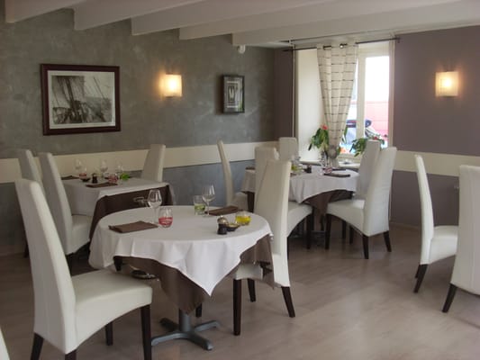 Hotel De La Marne by null