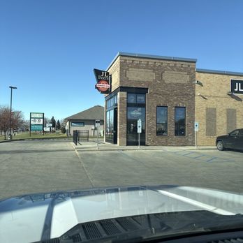 JL Beers - Burgers Near Me - West Fargo, North Dakota JL Beers - Burgers Near Me - West Fargo, North Dakota