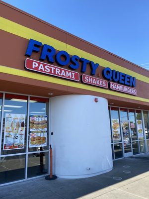 Frosty Queen by null