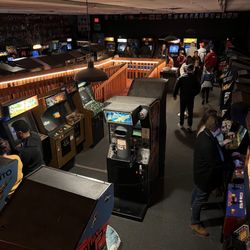 Arkadia Retrocade - Second game room