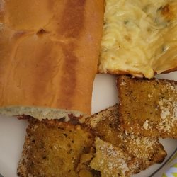 Pomodoro's Pasta & Subs - Italian Sub, Toasted ravioli, garlic cheese bread!