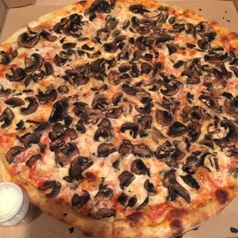Divino's Pizzeria - XL Mushroom pie - Pizza Near Me - Dallas, Texas