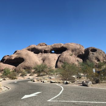 Hole-in-the-Rock - Hiking Near Me - Phoenix, Arizona