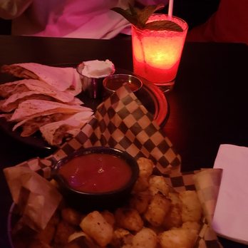 Devil's Reef - Food. - Cocktail Bars Near Me - Tacoma, Washington