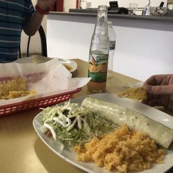 Taqueria Las Palmas - Delicious! Affordable! Hits the spot every time. Hidden gem