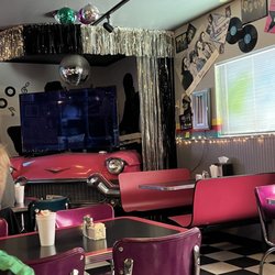 Ann’s Diner - Decor