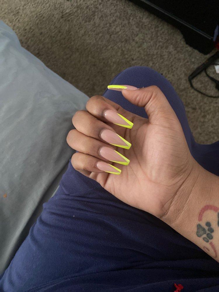 ROSE’S NAIL SALON Updated June 2024 7002 E Shelby Dr, Memphis