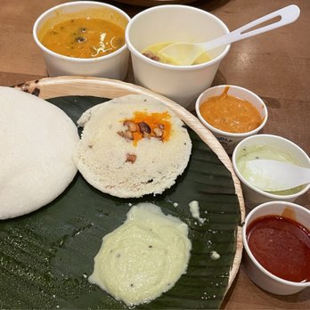 Idly Express - Mountain View - Thatte idly, Rava idly, sambar, stew, tomato chutney, coconut chutney and podi - Indian Near Me - Mountain View, California