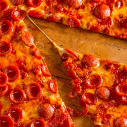 Artichoke Basille's Pizza