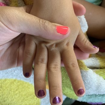 Aura Salon & Spa - Nail Salons Near Me - Denton, Texas