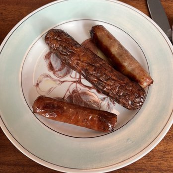 Pleasant and Main - Side of Country Sausage - Cafes Near Me - Housatonic, Massachusetts Pleasant and Main - Side of Country Sausage - Cafes Near Me - Housatonic, Massachusetts