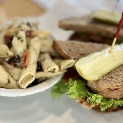 The Café - Art Deeco aka BLT sandwich with pasta salad