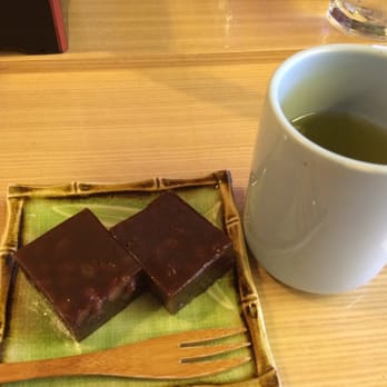 I-NABA - Yokan (azuki bean jelly) and tea - Japanese Near Me - Honolulu, Hawaii I-NABA - Yokan (azuki bean jelly) and tea - Japanese Near Me - Honolulu, Hawaii