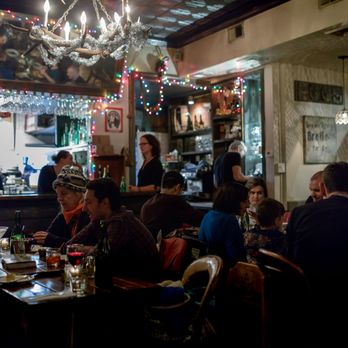 Le Paddock - Deceptively Homey at Le Paddock - French Near Me - Brooklyn, New York
