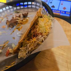 Iggy & Squiggy's Junction Bar - Basic beef taco