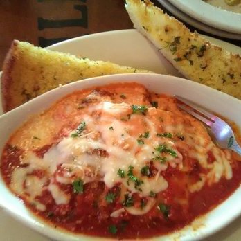 Guillermo's - Killer lasagna and garlic bread! Delicious!! - Italian Near Me - San Antonio, Texas Guillermo's - Killer lasagna and garlic bread! Delicious!! - Italian Near Me - San Antonio, Texas